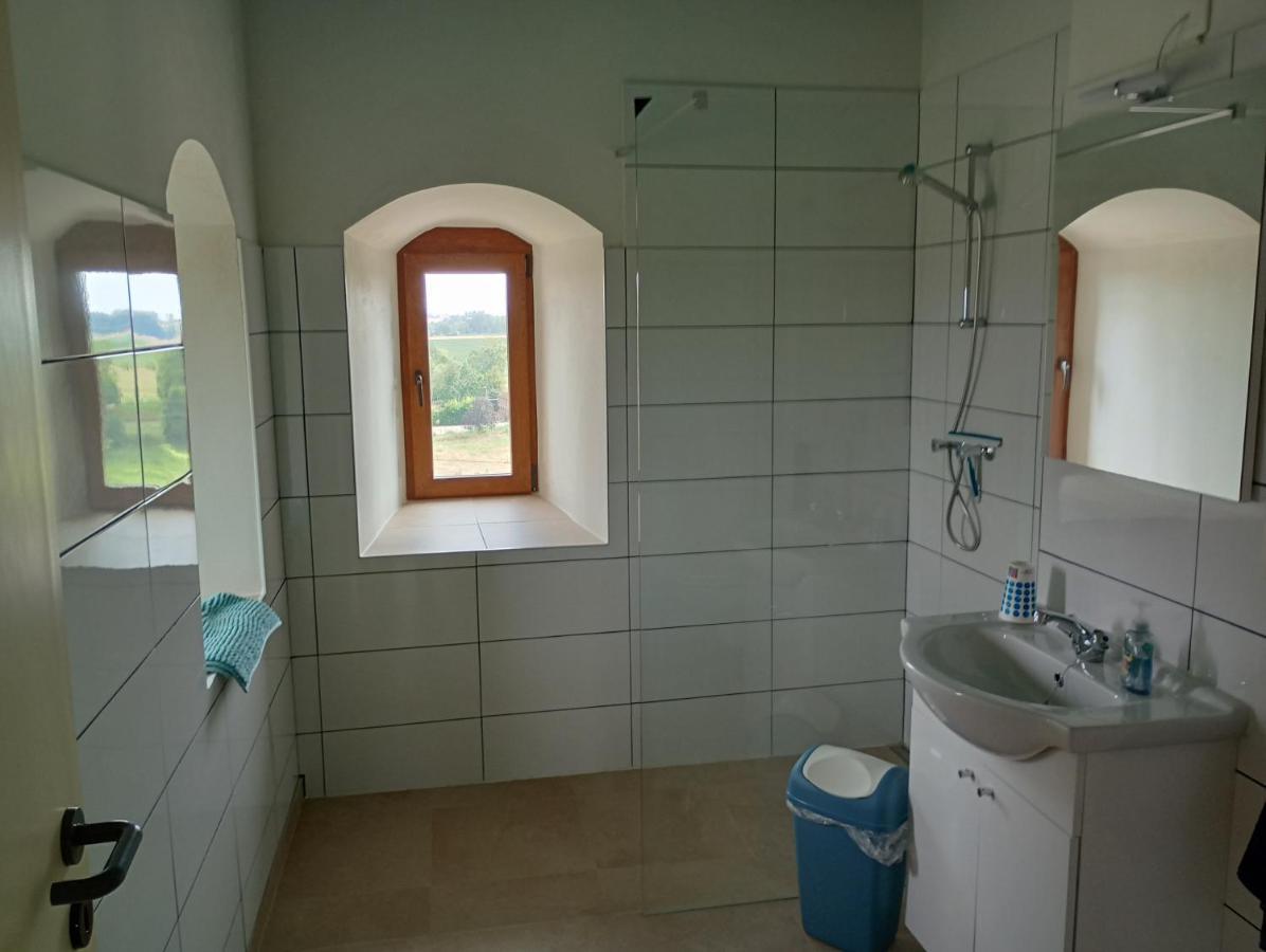 Le Nid Du Sanglier Hotell Verlaine Exteriör bild